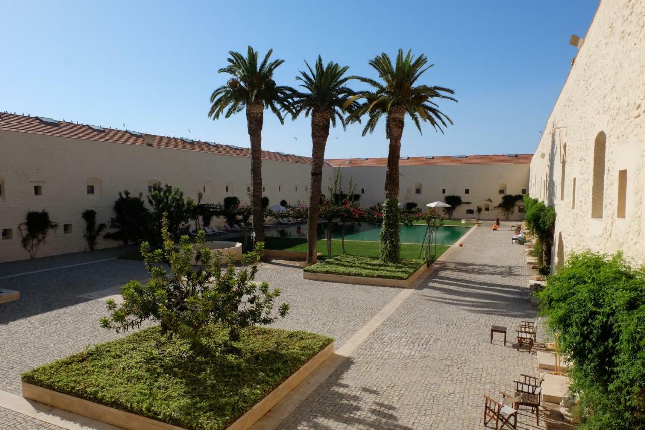 Flattered To Be In Algarve Apartment Tavira Exterior photo